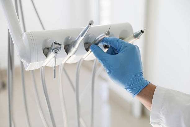 Professional Tooth Extraction technician working in Oakley, KS